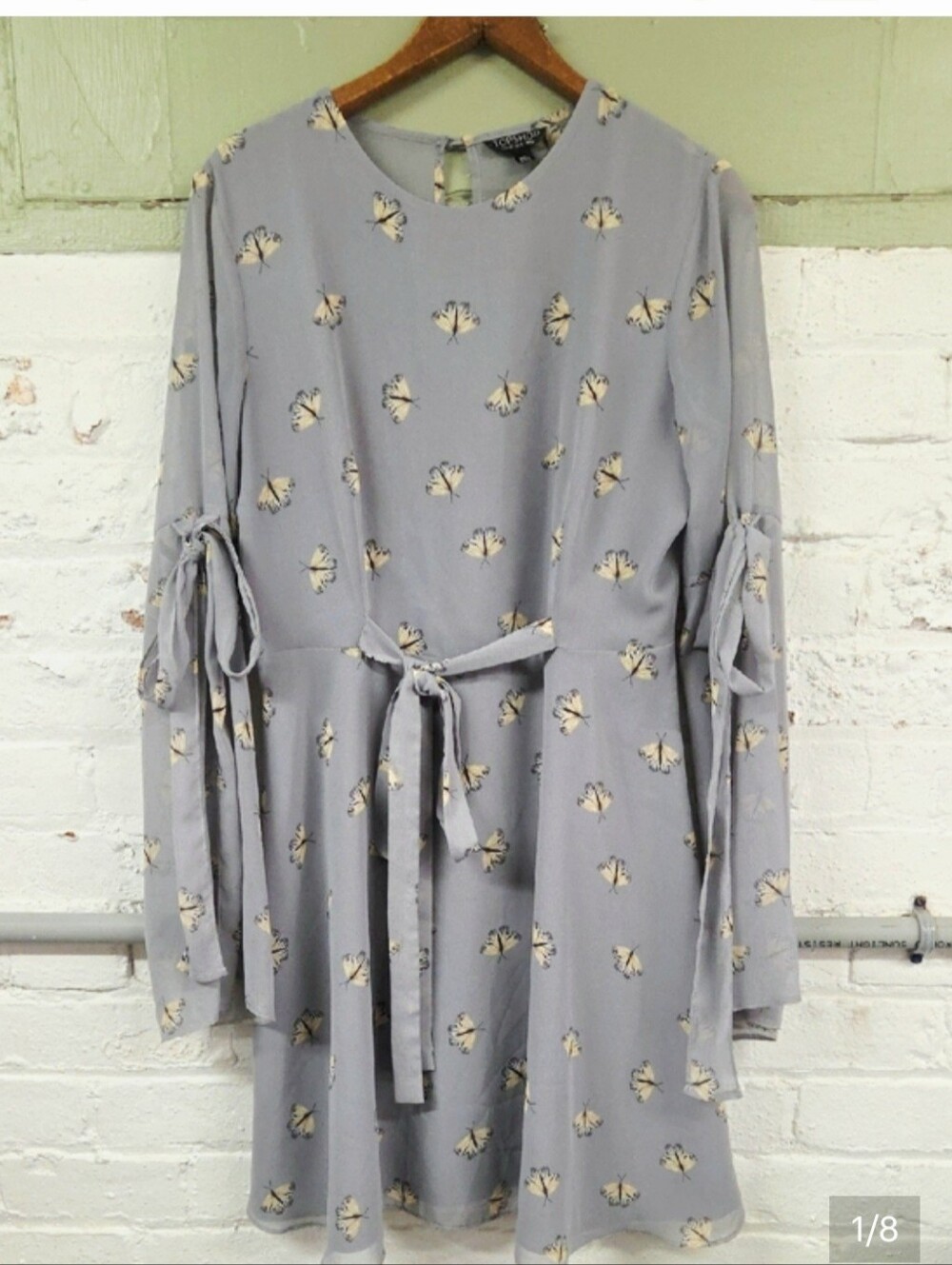 Topshop Gray Floral-Accent Dress Size 8 Chiffon